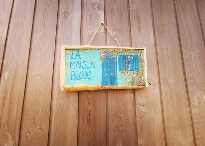 La Maison Blue