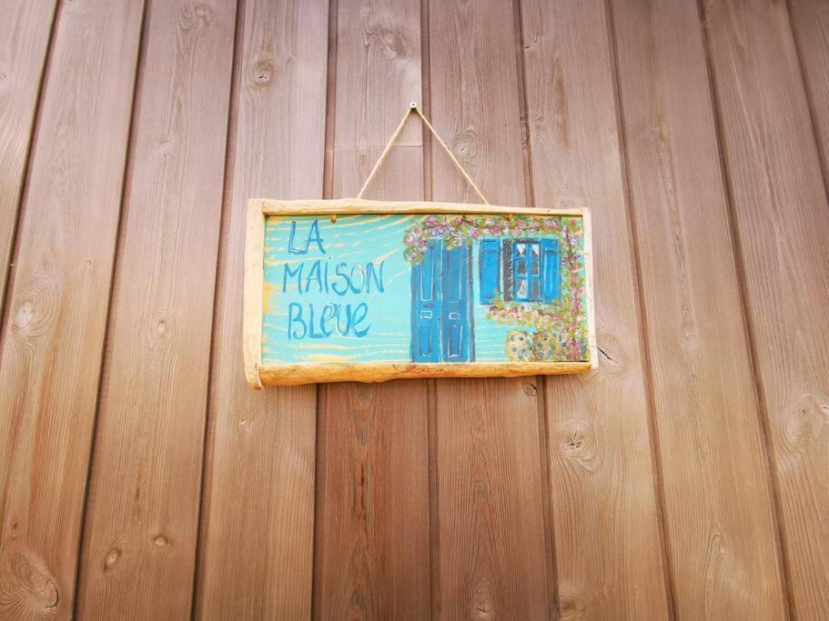 La Maison Blue Hébergement de vacances *